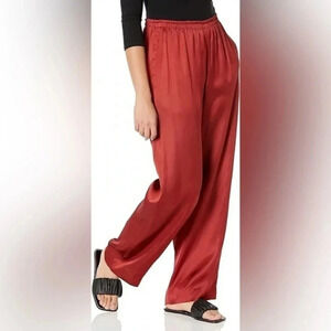 NWT Vince women’s drop waist fluid pull on pants color dark scarlet Medium